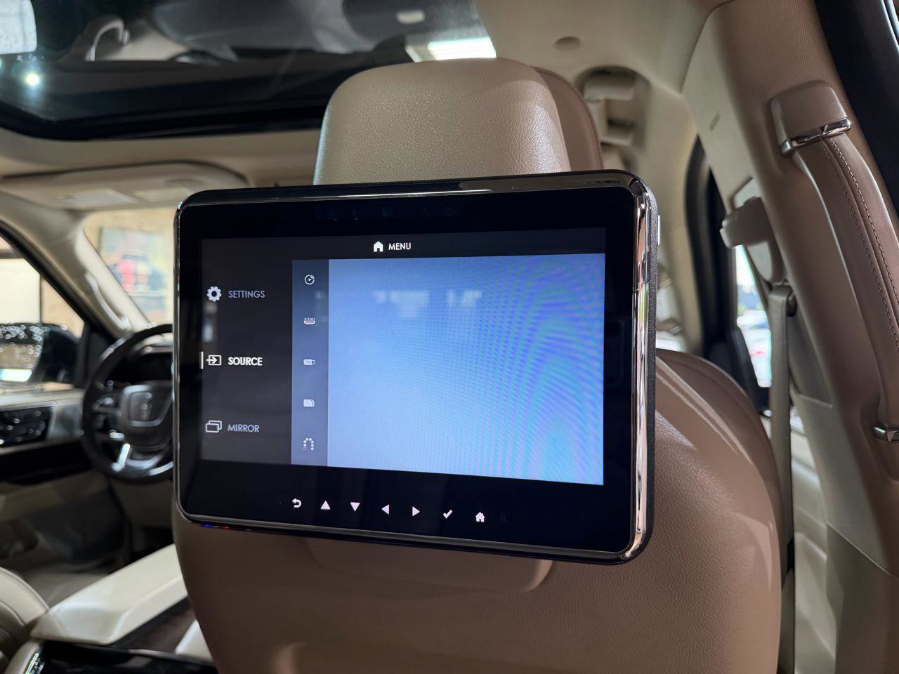 Used 2018 Lincoln Navigator Reserve w/ Technology Package AWD/4WD image 20