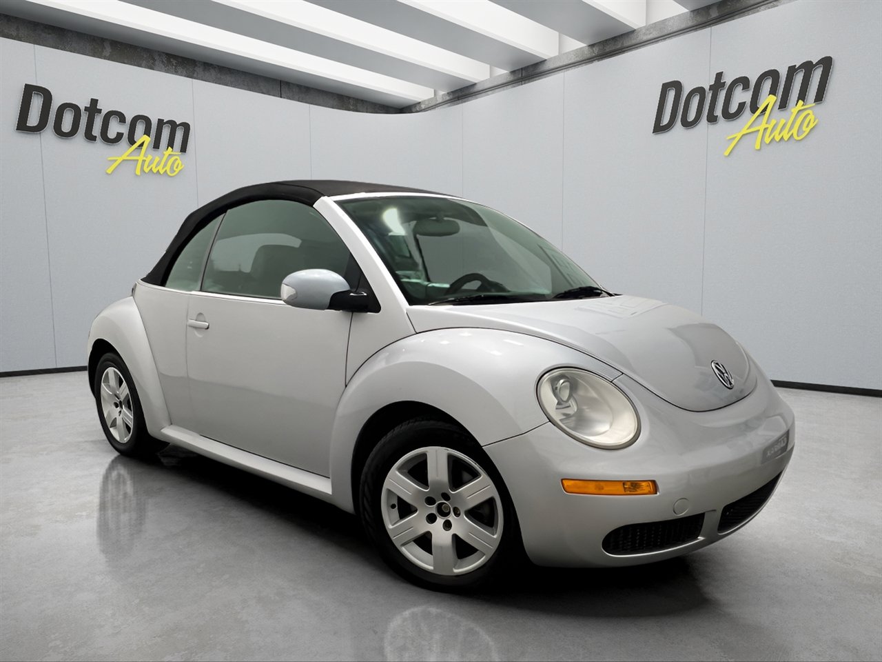 Used 2007 Volkswagen Beetle Convertible w/ Package 1 image 15