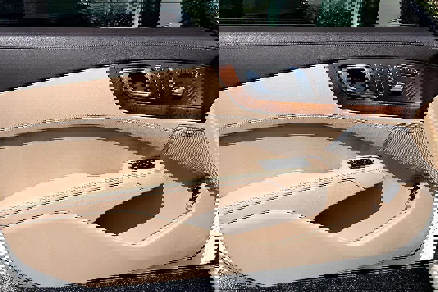 Used 2016 Mercedes-Benz SL 400 image 25