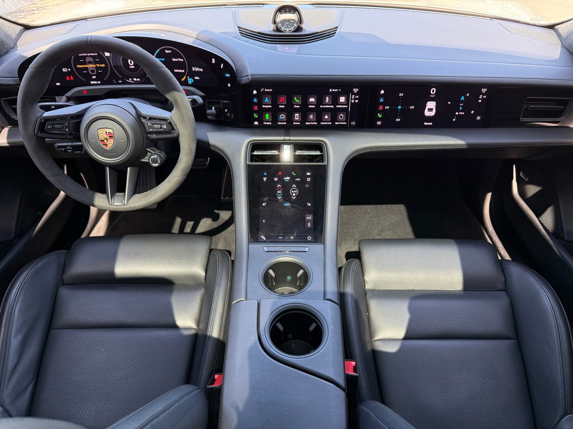 Certified 2022 Porsche Taycan GTS AWD/4WD image 13