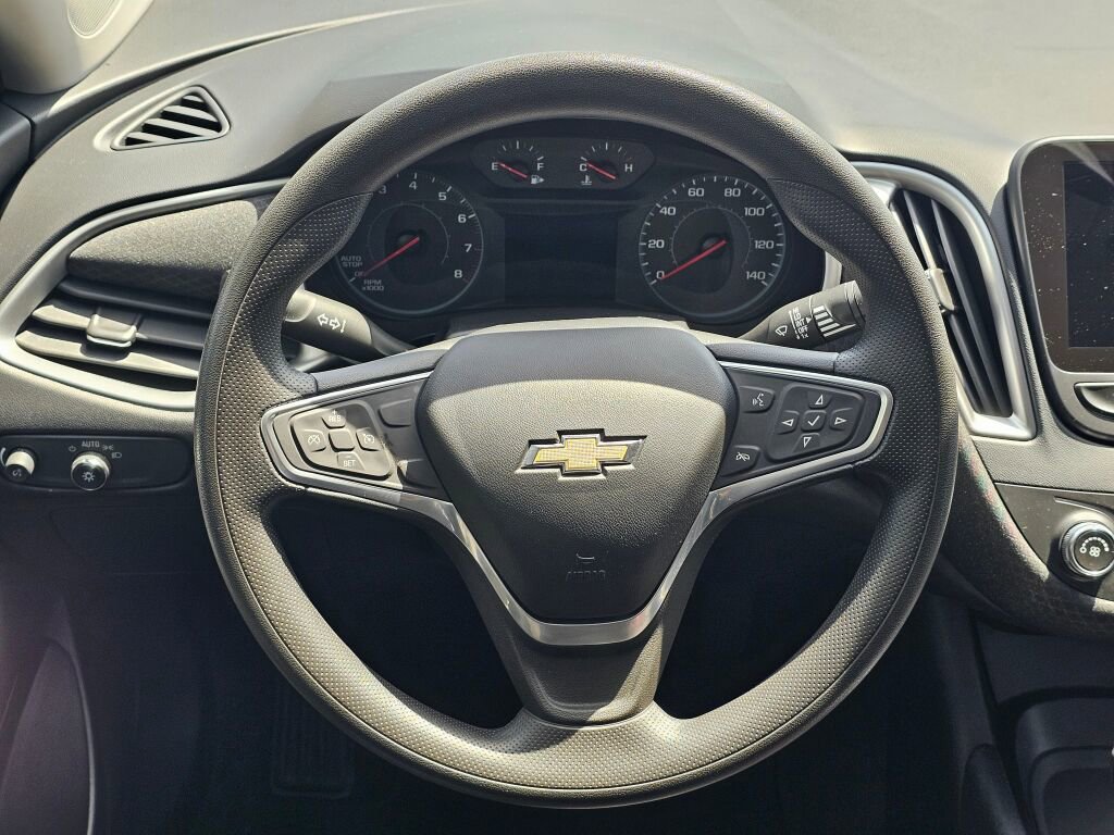 Used 2022 Chevrolet Malibu LS FWD image 19