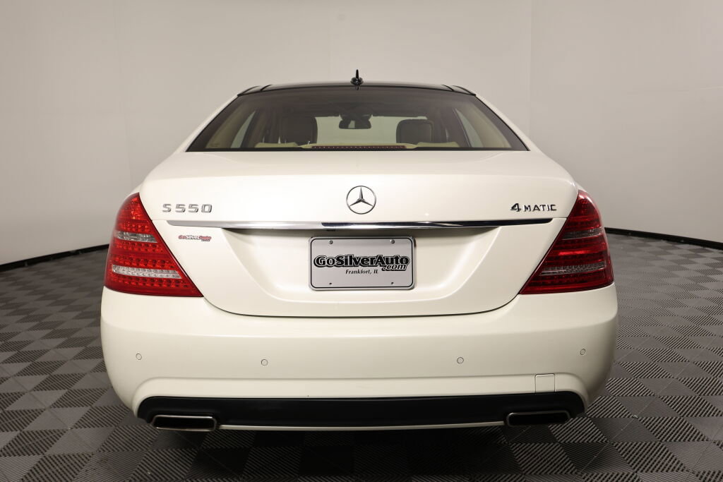 Used 2013 Mercedes-Benz S 550 4MATIC image 3