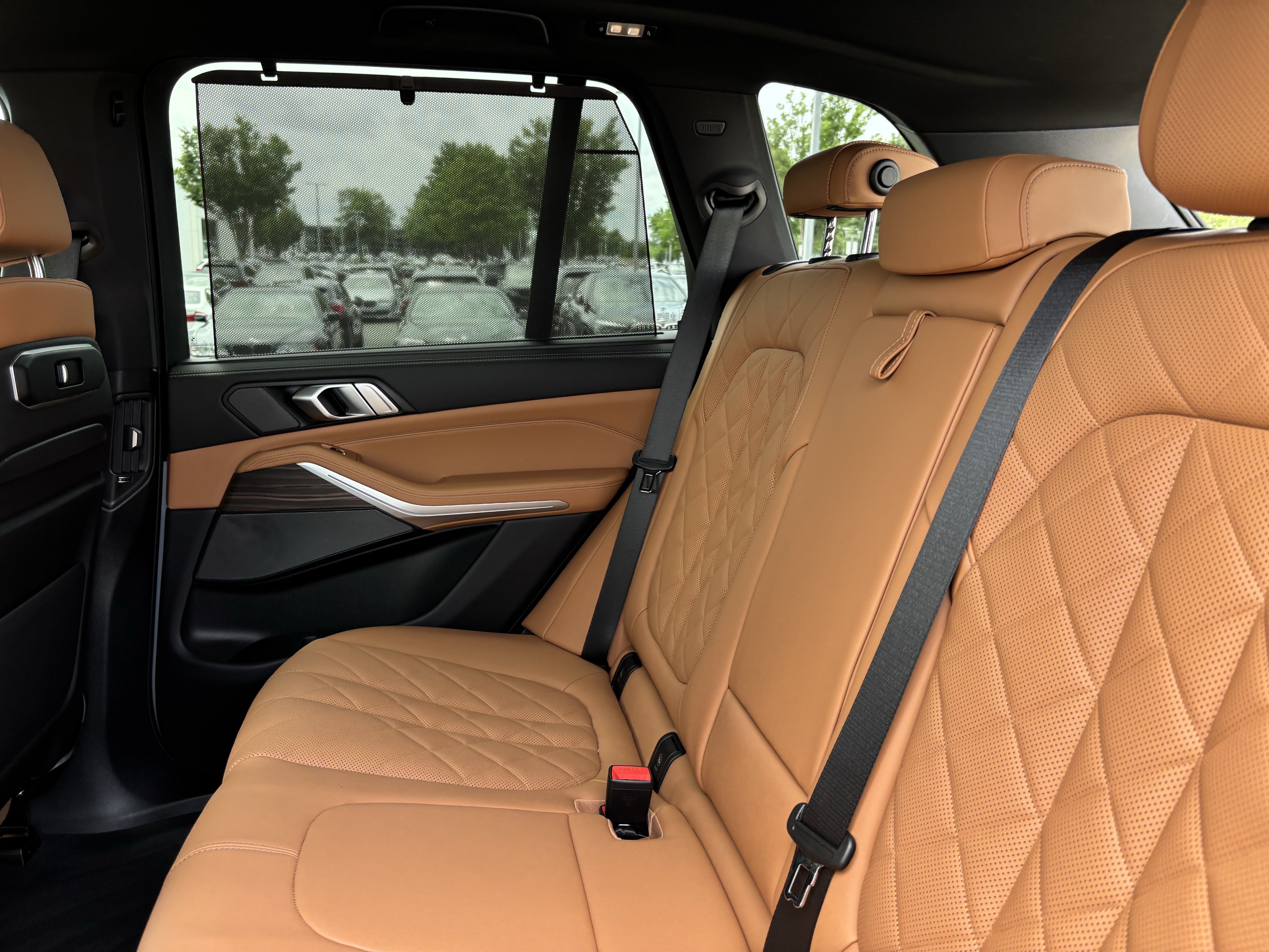 Certified 2025 BMW X5 M60i AWD/4WD image 33