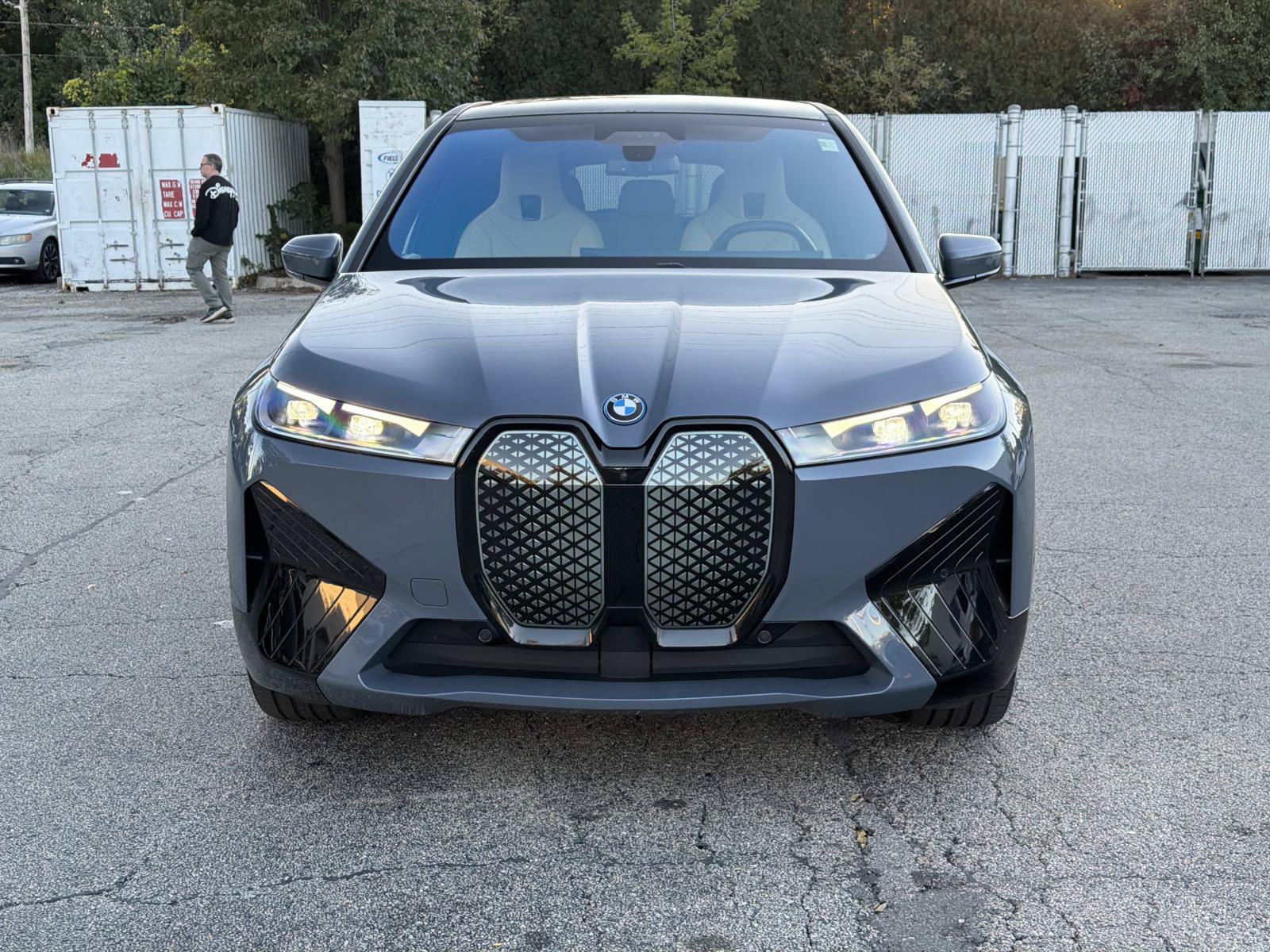 Certified 2024 BMW iX xDrive50 w/ Premium Package AWD/4WD image 2