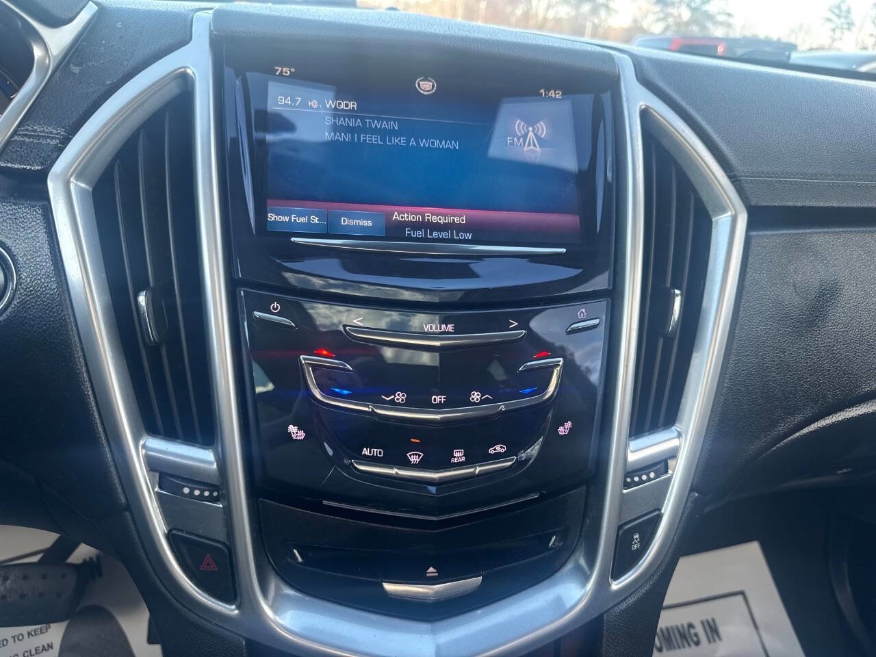 Used 2014 Cadillac SRX Luxury w/ Driver Awareness Package image 30