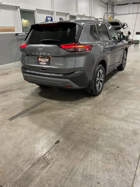 Used 2023 Nissan Rogue SV image 6