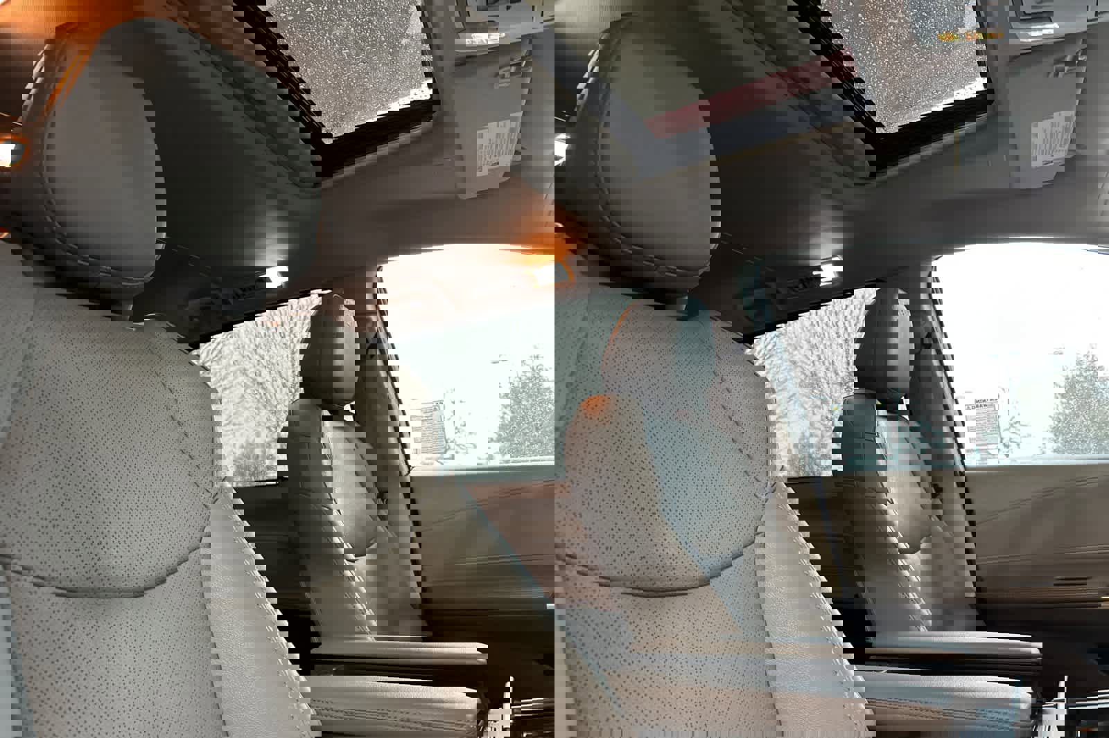 Used 2022 Toyota Sienna Limited image 18