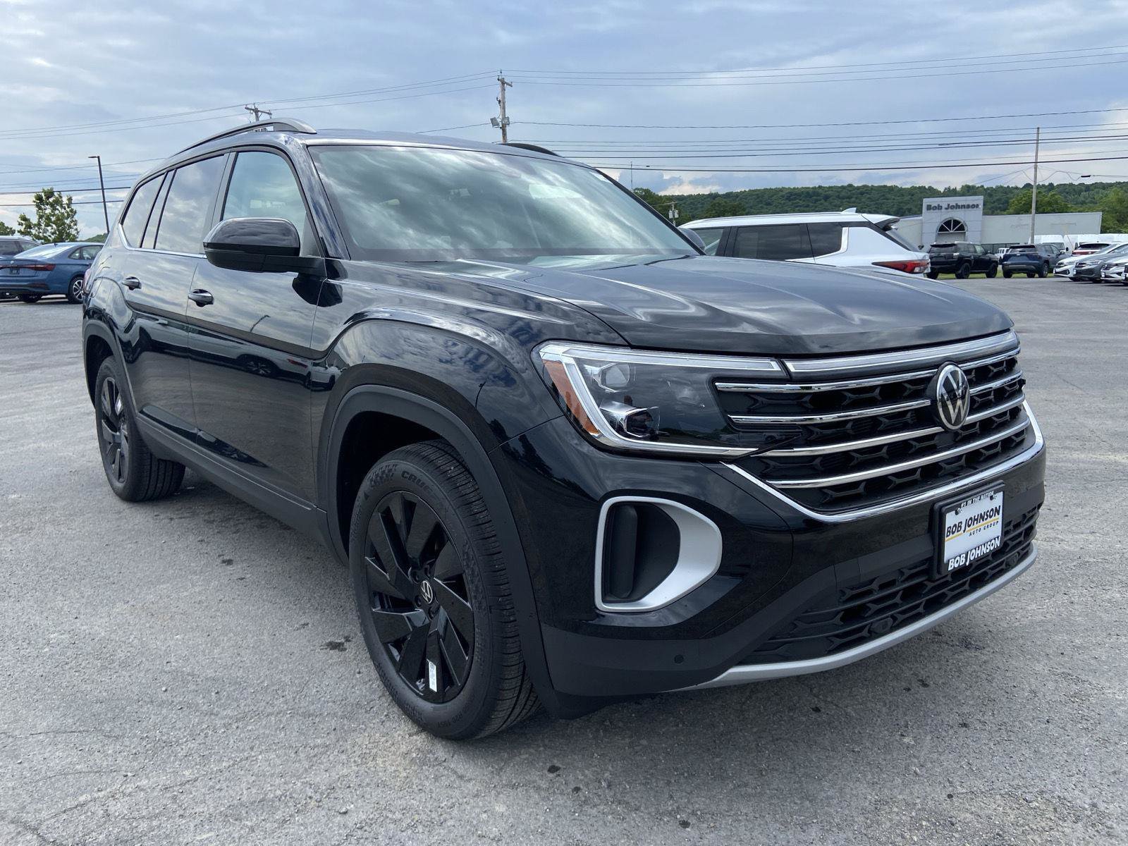 New 2026 Volkswagen Atlas SE