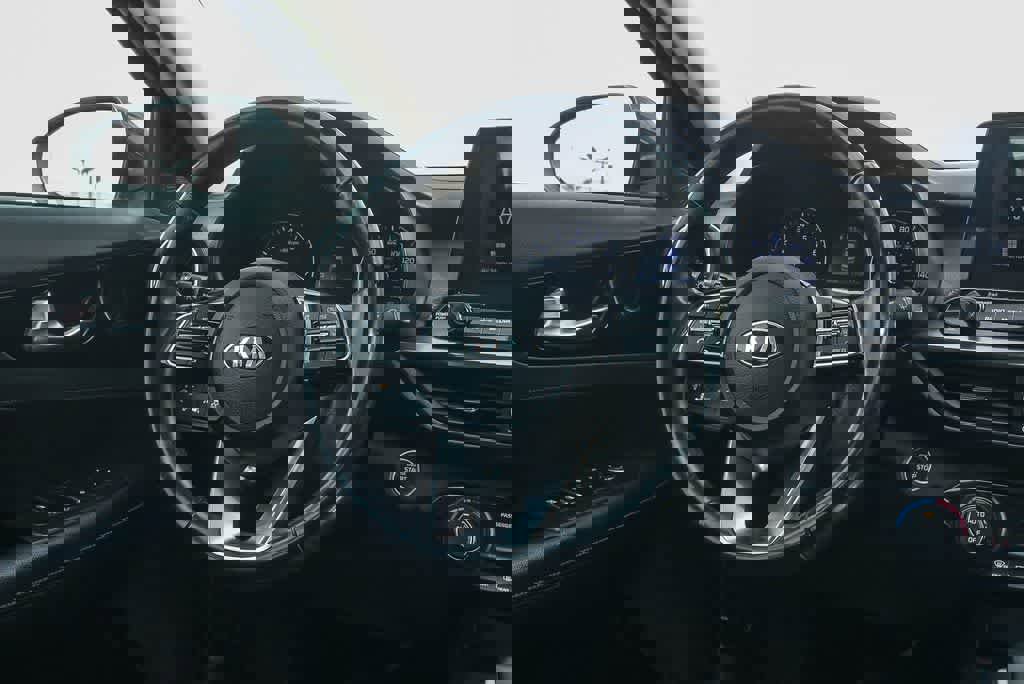 Used 2020 Kia Forte EX image 14