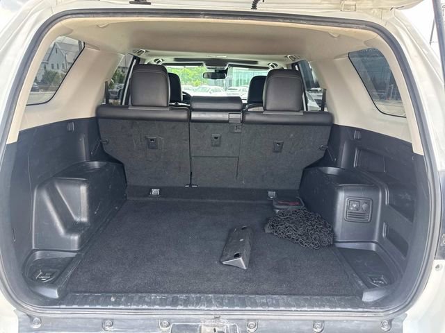 Used 2021 Toyota 4Runner SR5 Premium w/ Moonroof Package RWD image 13