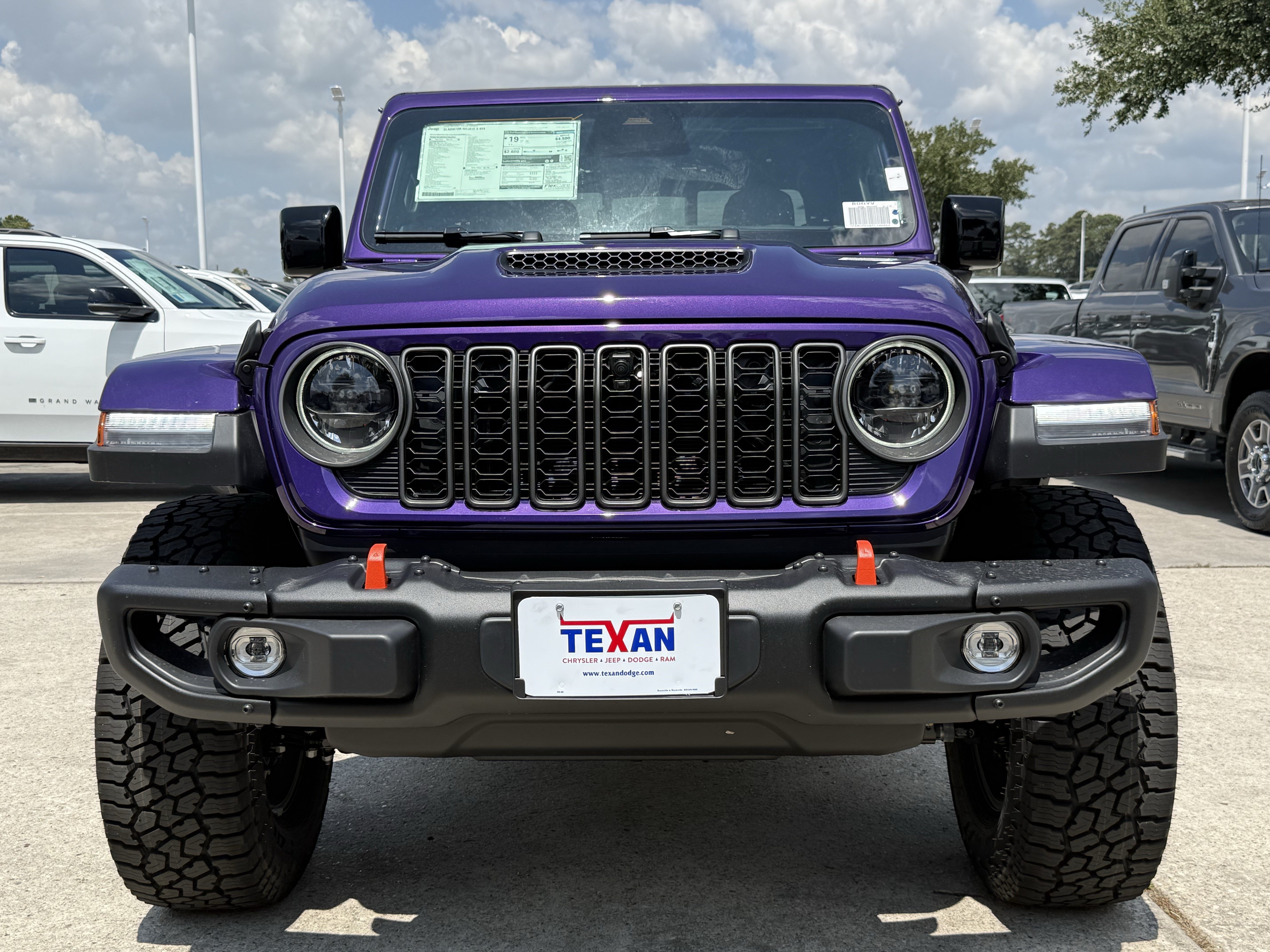 New 2026 Jeep Gladiator Mojave AWD/4WD image 7