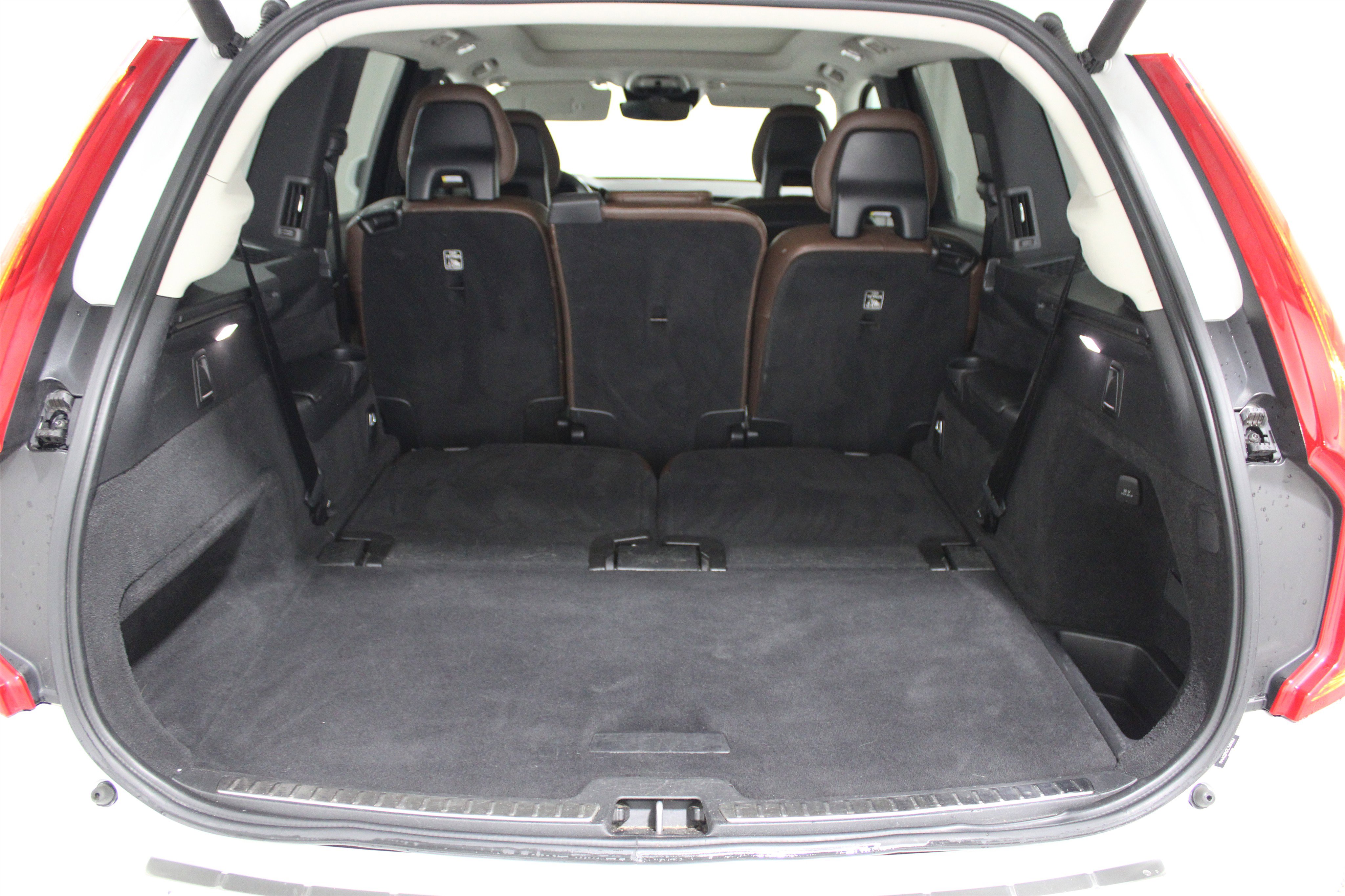 Used 2020 Volvo XC90 T6 Momentum AWD/4WD image 22