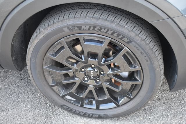 Certified 2022 Kia Telluride EX w/ EX Premium Package AWD/4WD image 12