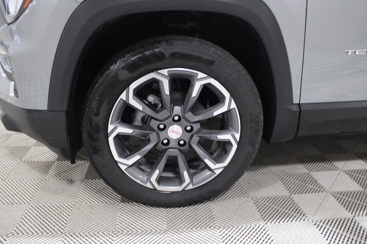 New 2027 GMC Terrain Elevation w/ Elevation Premium Package AWD/4WD image 41