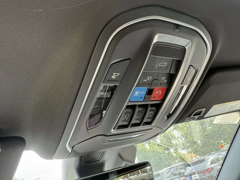 New 2027 Jeep Grand Cherokee Limited AWD/4WD image 31