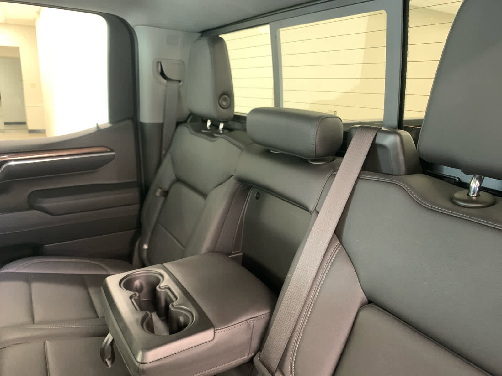 Used 2023 Chevrolet Silverado 1500 RST AWD/4WD image 15