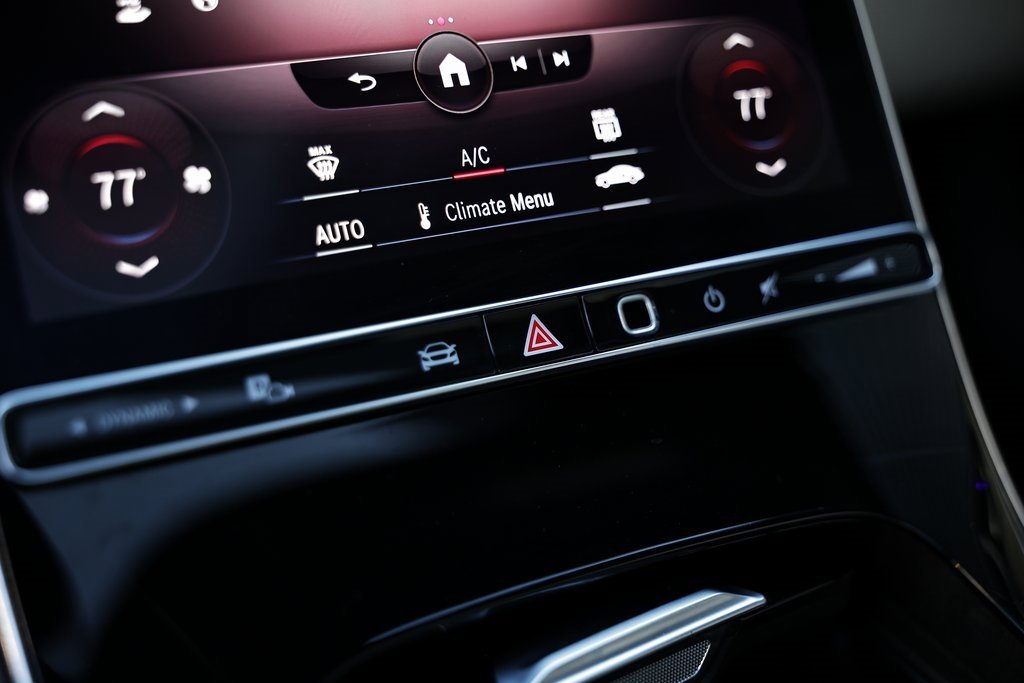 Used 2023 Mercedes-Benz C 300 4MATIC Sedan w/ Exclusive Trim Package image 40