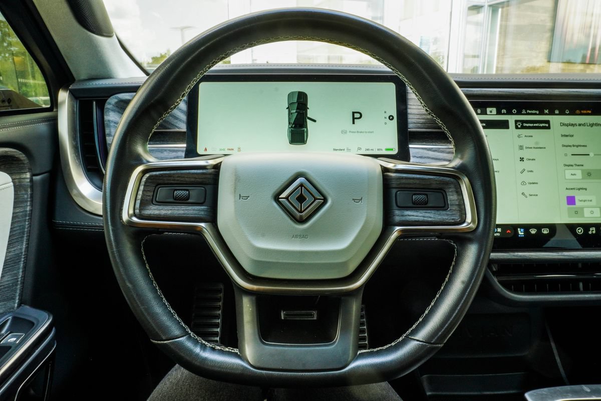 Used 2022 Rivian R1T Adventure AWD/4WD image 14