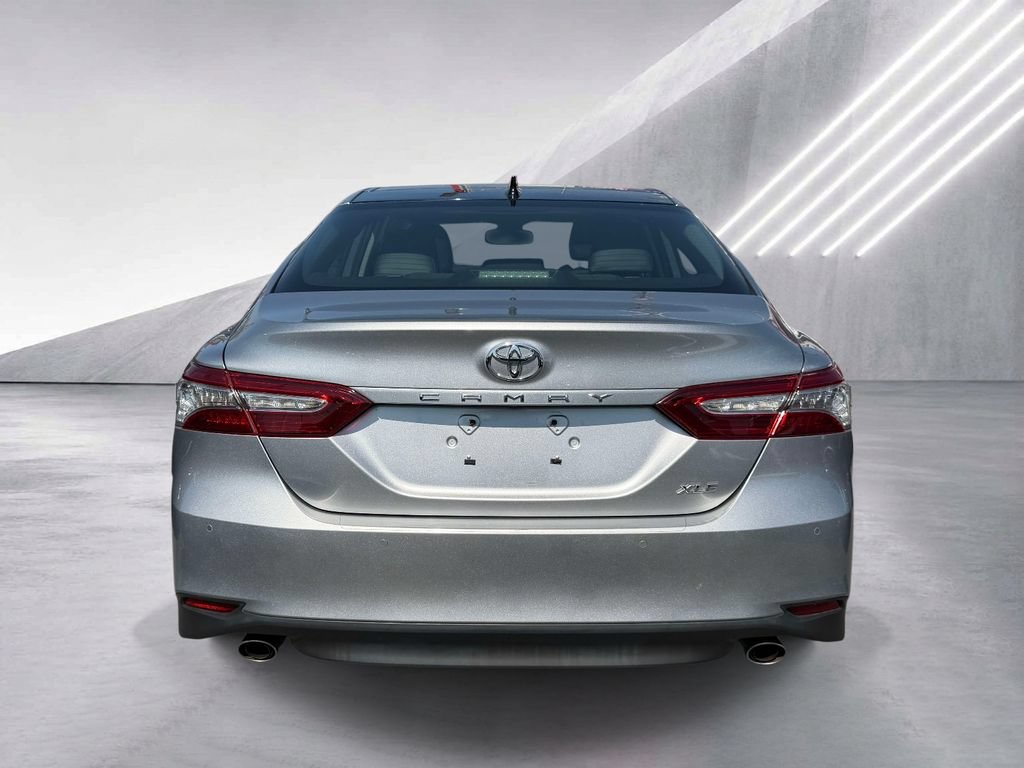 Used 2019 Toyota Camry FWD image 6