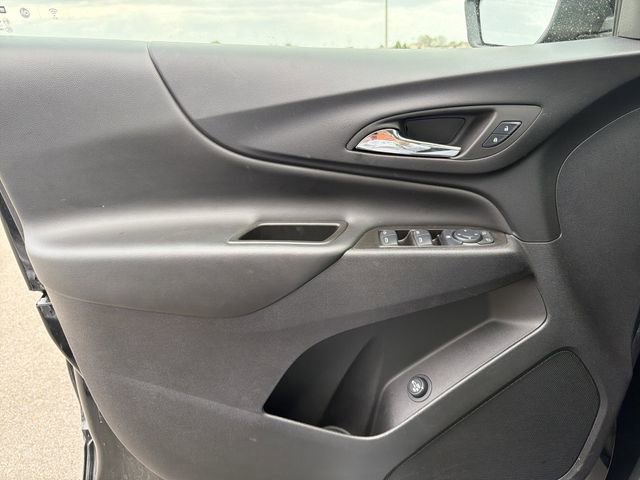 Used 2024 Chevrolet Equinox LT AWD/4WD image 35