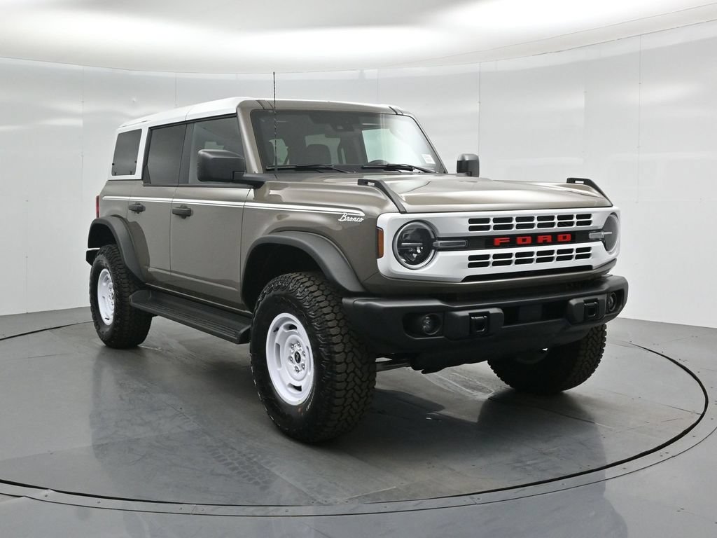 Certified 2026 Ford Bronco Heritage Edition AWD/4WD image 56