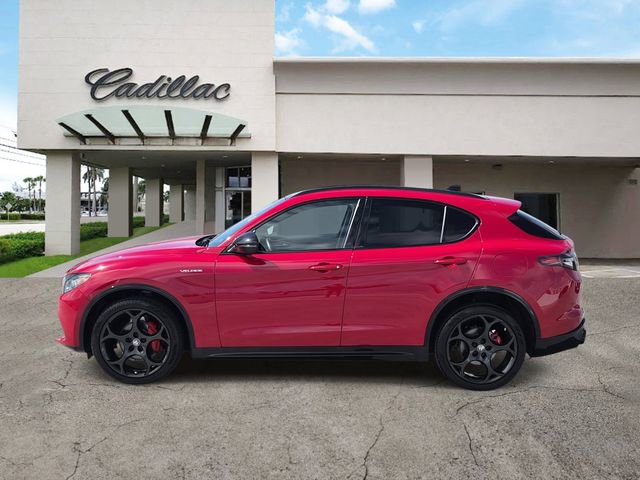 Used 2025 Alfa Romeo Stelvio Sprint w/ Veloce Package image 2