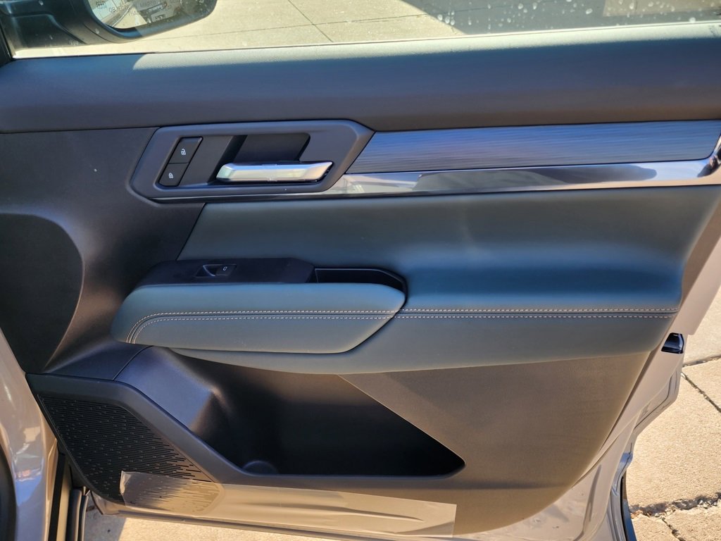 New 2026 GMC Terrain AT4 w/ Convenience Package III image 38