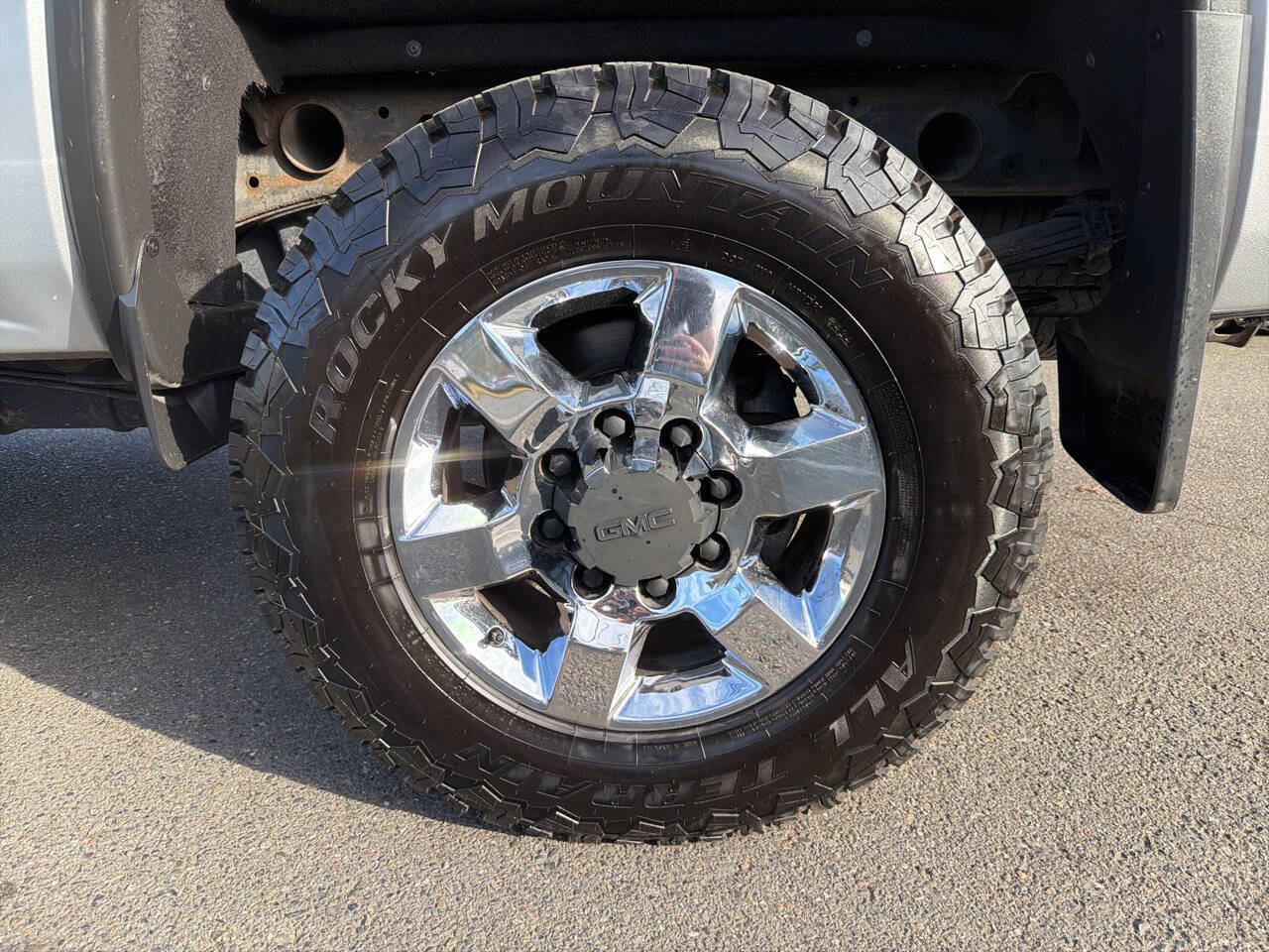 Used 2019 GMC Sierra 2500 Denali w/ Duramax Plus Package image 4