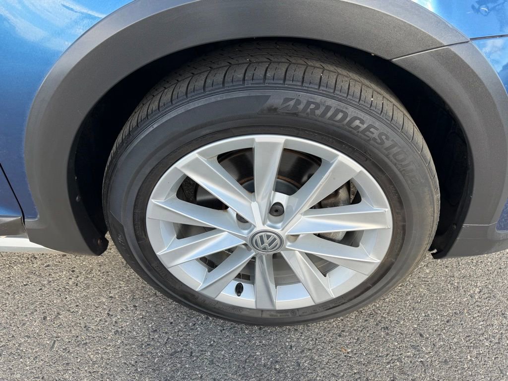 Used 2017 Volkswagen Golf Alltrack SE image 15