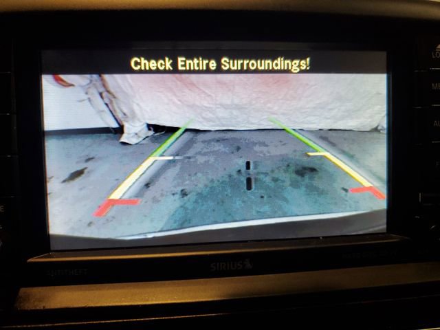 Used 2016 Chrysler Town & Country Touring image 24