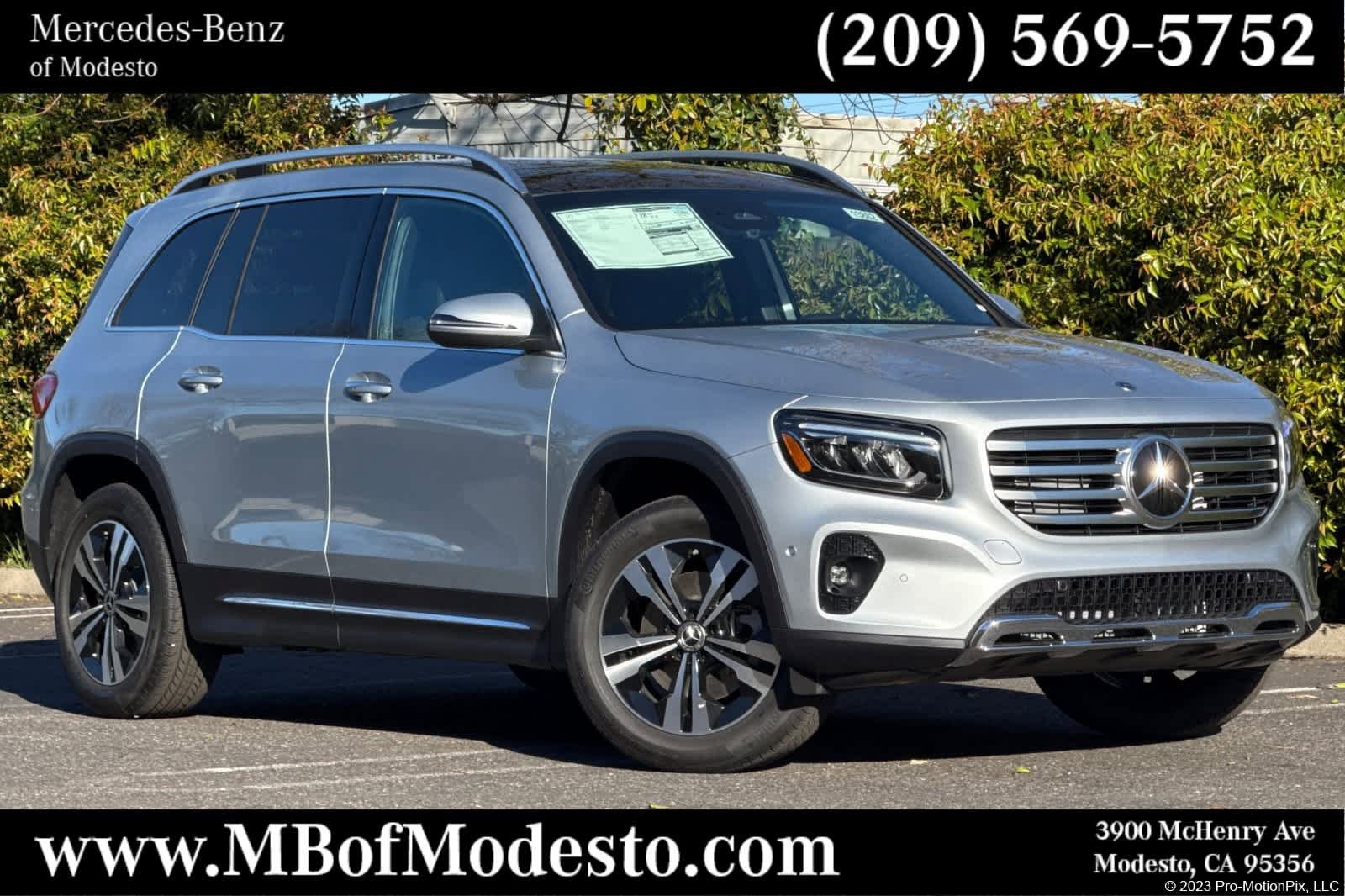New 2026 Mercedes-Benz GLB 250 image 1