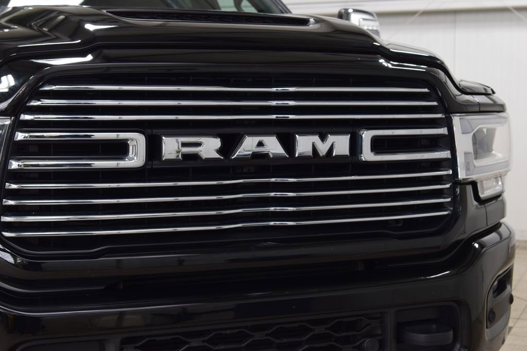 Used 2024 RAM 2500 Laramie w/ Sport Appearance Package AWD/4WD image 9