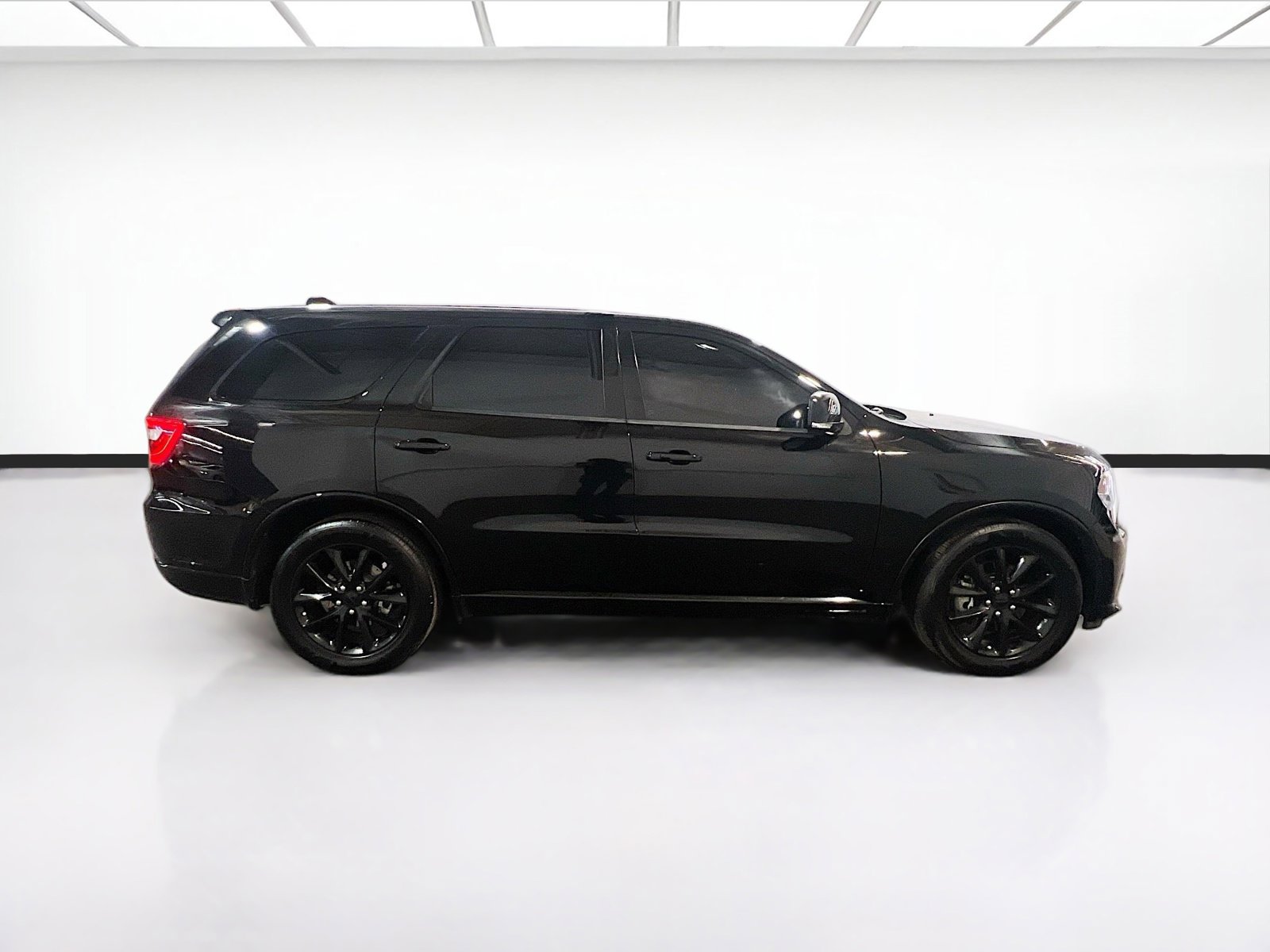 Used 2017 Dodge Durango R/T w/ Technology Group AWD/4WD image 26