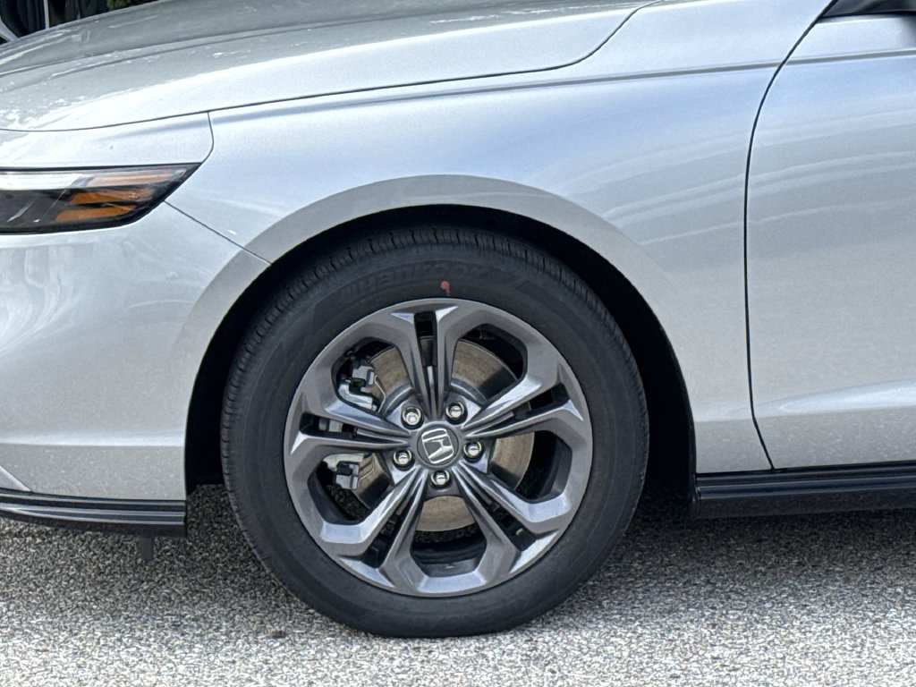 New 2026 Honda Accord EX-L image 19