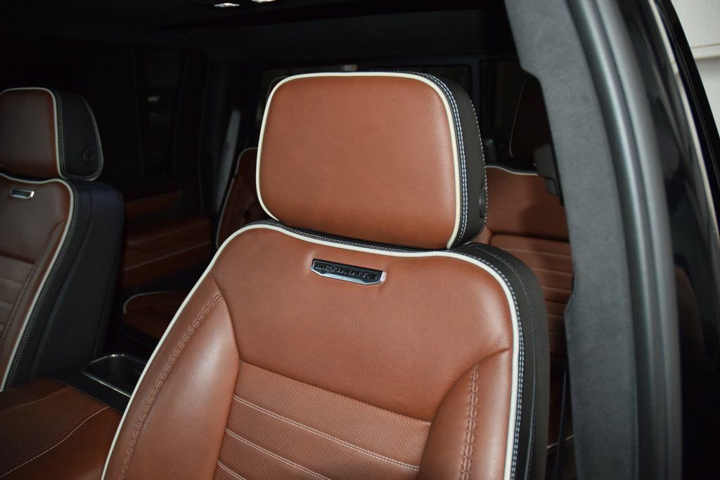 Used 2024 GMC Sierra 3500 Denali Ultimate image 45