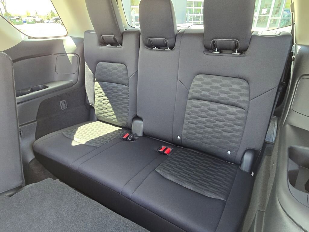New 2026 Nissan Pathfinder SV w/ Cargo Package AWD/4WD image 15