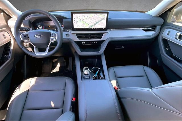 New 2026 Ford Explorer Active w/ Active Comfort Package image 5