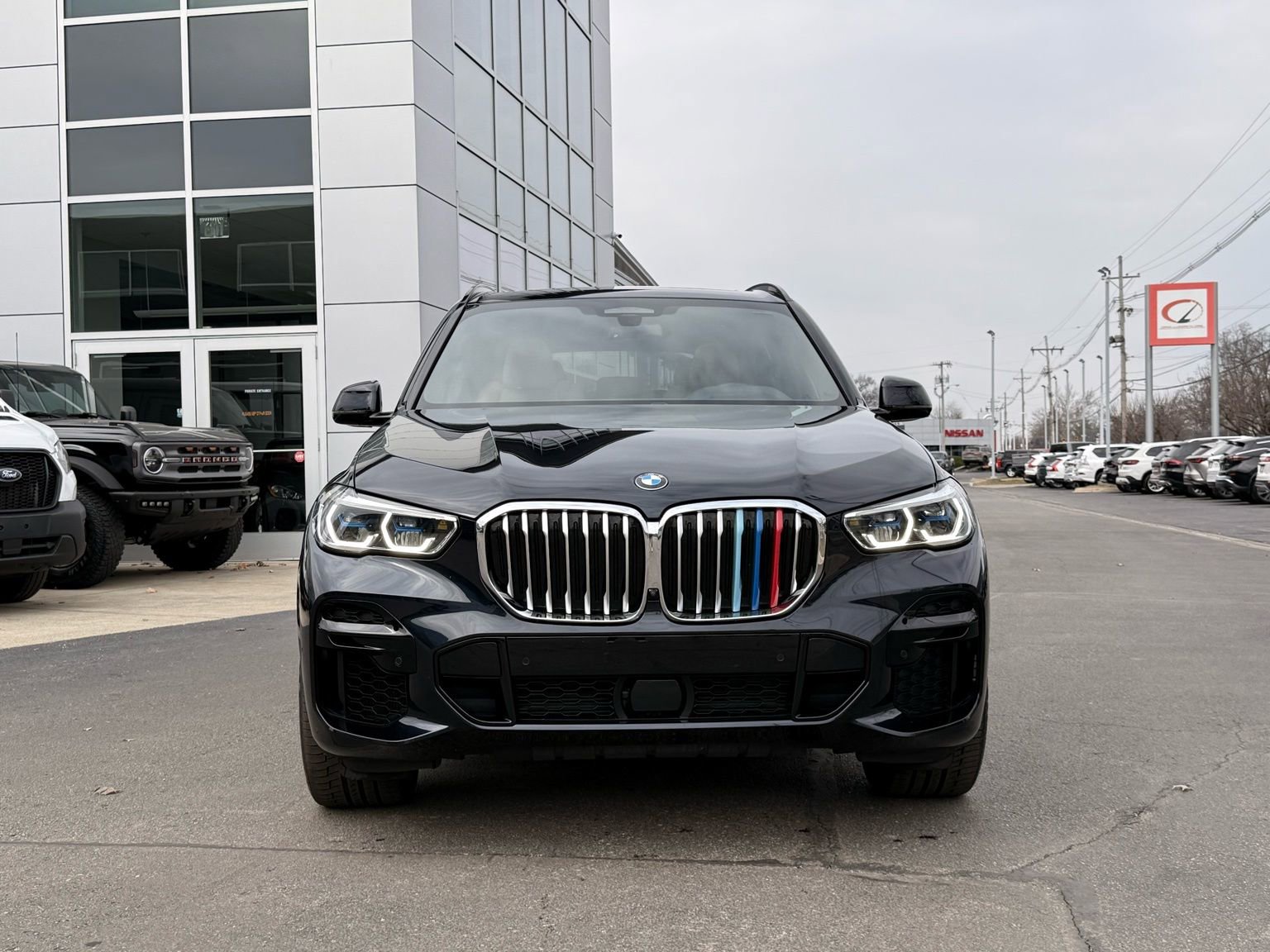 Used 2023 BMW X5 xDrive40i w/ Executive Package image 6