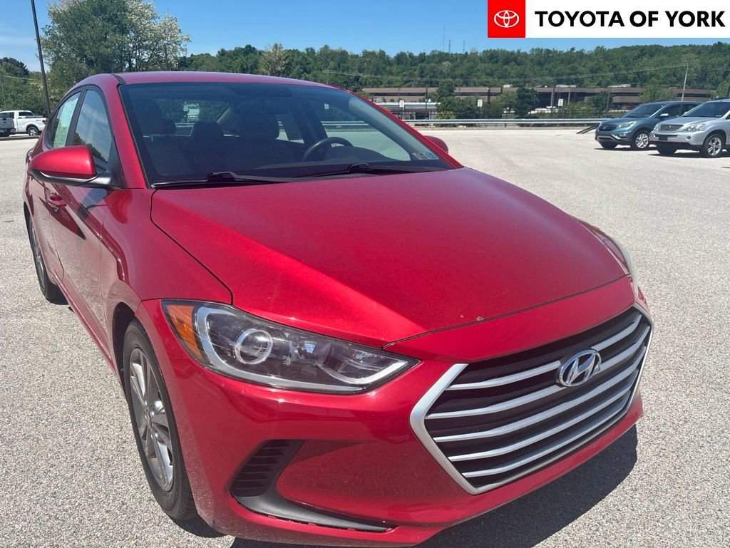 Used 2017 Hyundai Elantra SE FWD image 1