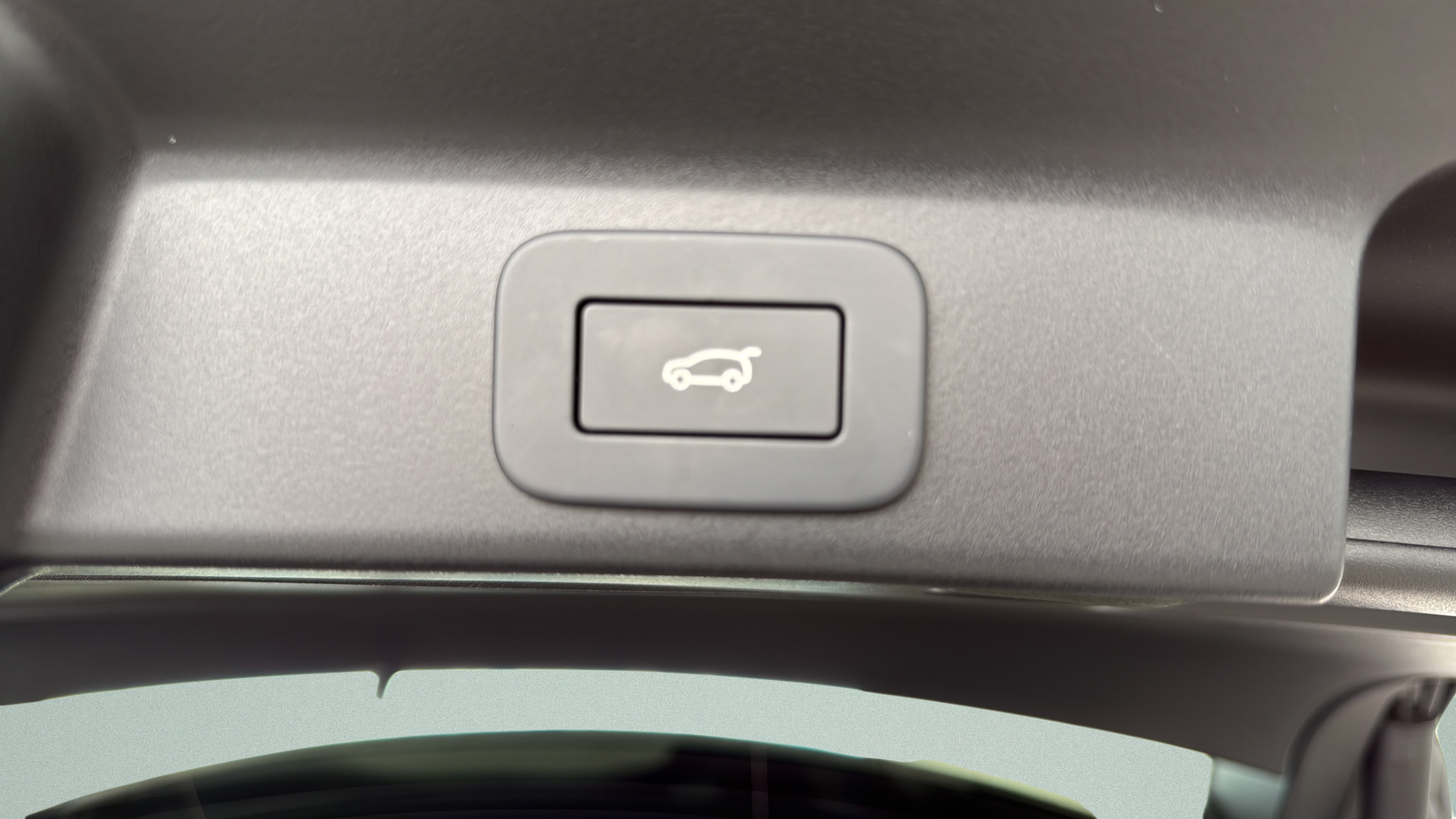 Used 2026 Jaguar F-PACE R-Dynamic S AWD/4WD image 11