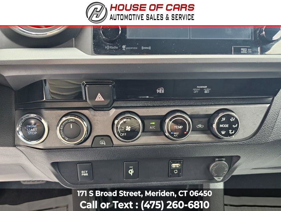 Used 2017 Toyota Tacoma TRD Sport image 37