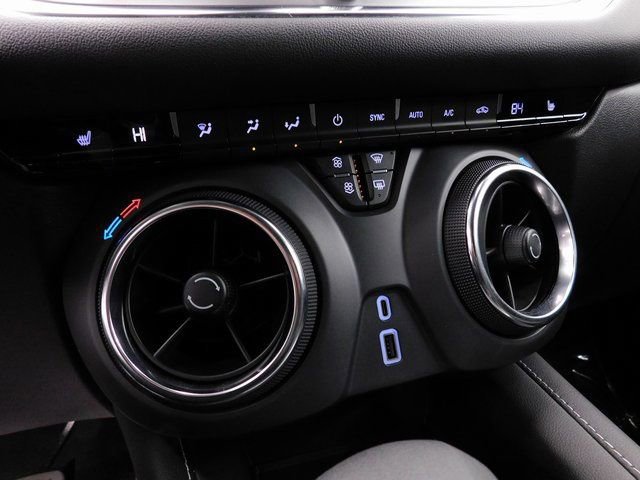 Used 2025 Chevrolet Blazer LT image 45