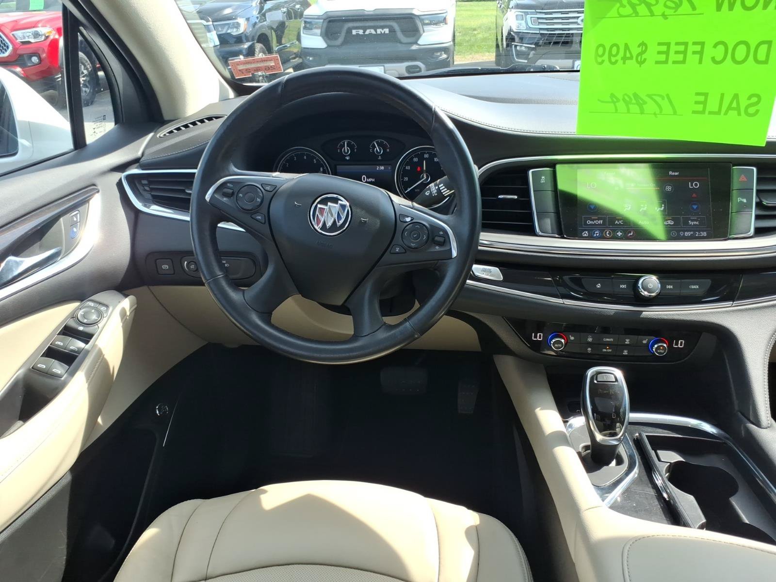 Used 2020 Buick Enclave Essence FWD image 9