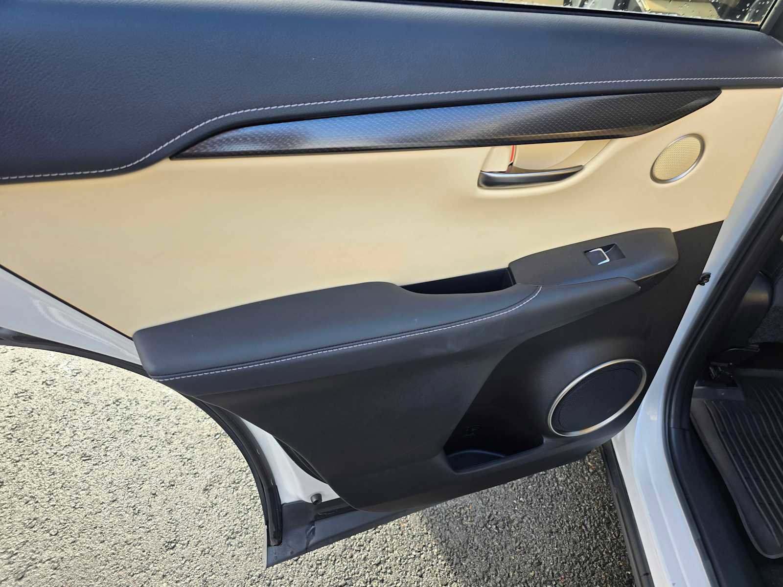 Used 2019 Lexus NX 300h AWD image 20