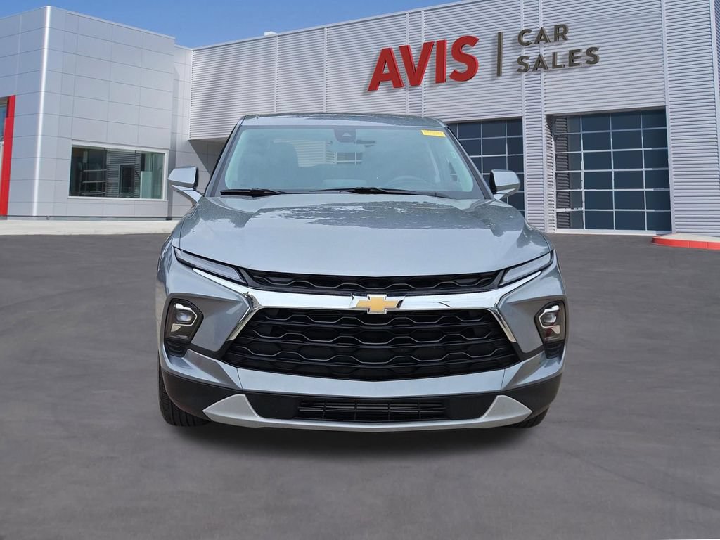 Used 2025 Chevrolet Blazer LT FWD image 10