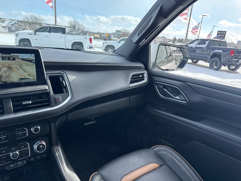 Used 2024 GMC Yukon AT4 AWD/4WD image 45
