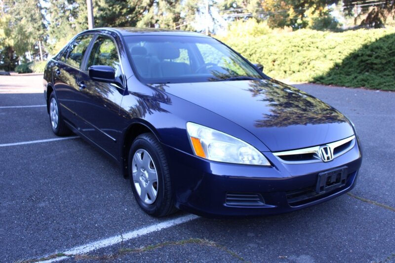 Used 2006 Honda Accord LX image 2