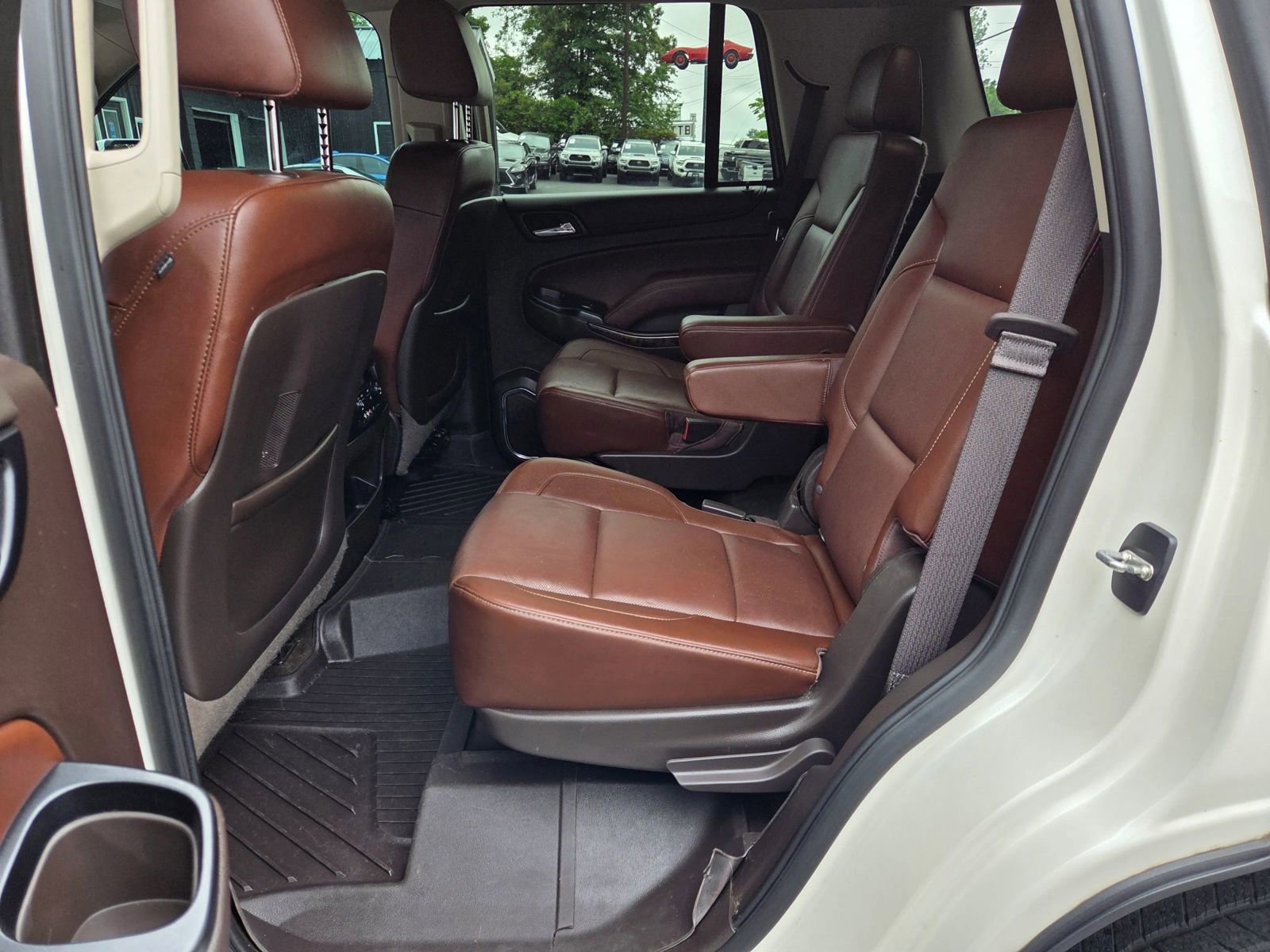 Used 2015 Chevrolet Tahoe LTZ AWD/4WD image 14