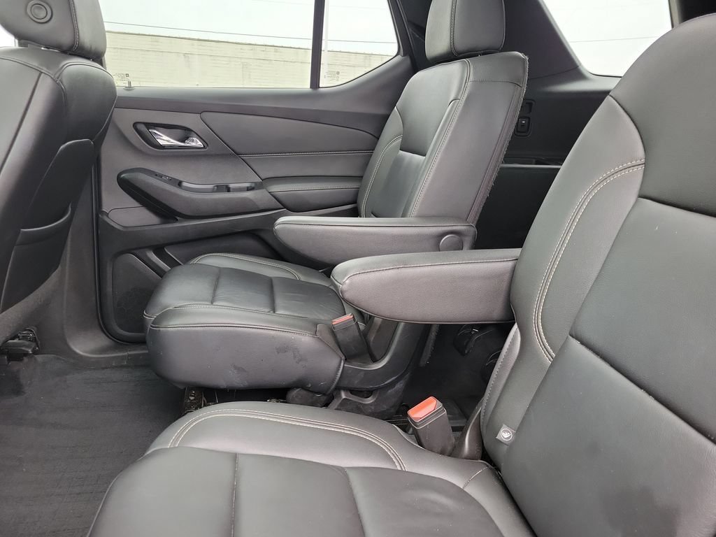 Used 2022 Chevrolet Traverse LT w/ LT Premium Package AWD/4WD image 12