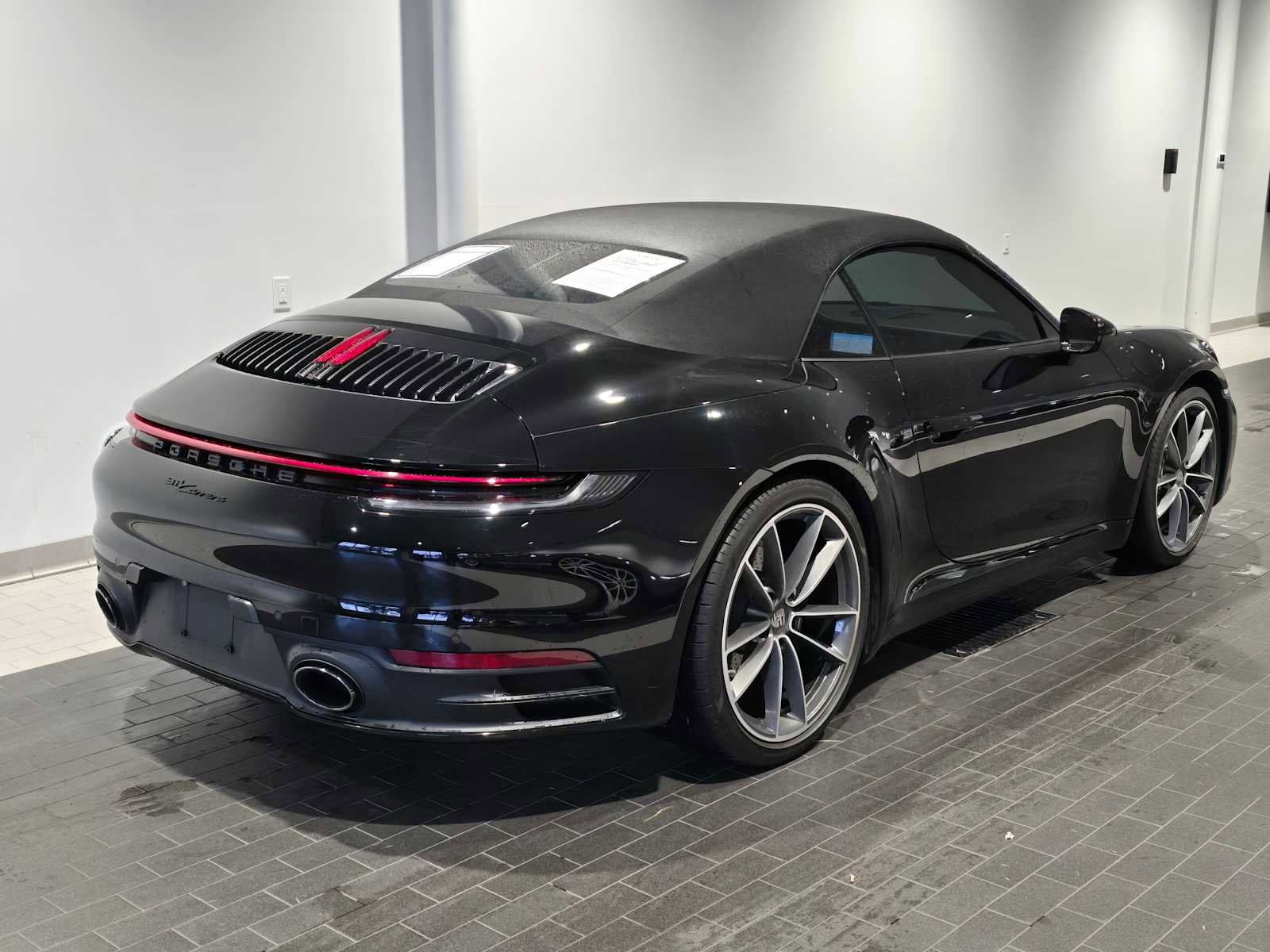 Used 2020 Porsche 911 Carrera image 5